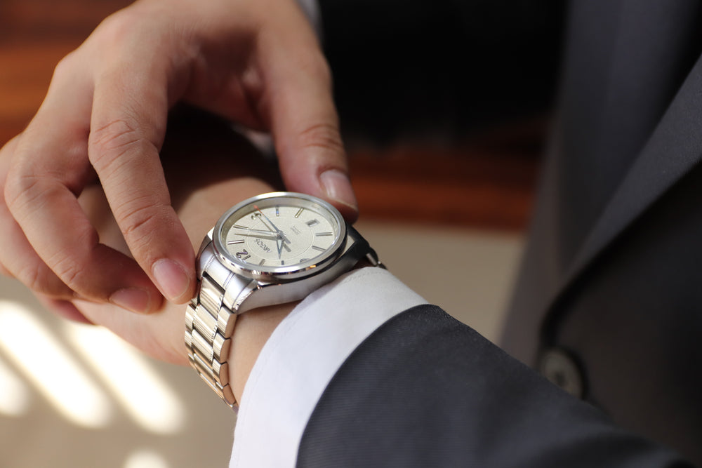 Five Reasons to Wear a Watch