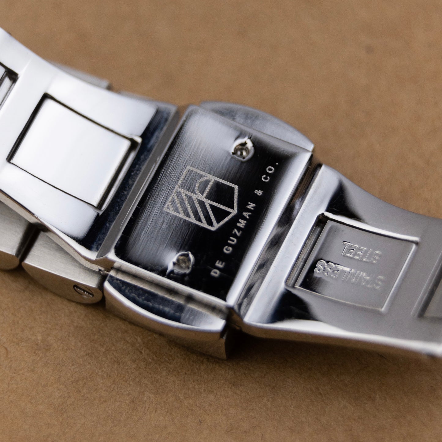 
                  
                    Intervallum Verstante
                  
                